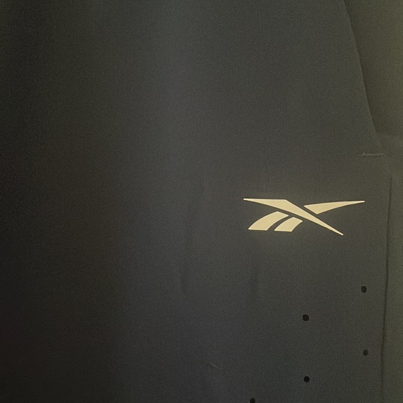 Reebok Shorts - Picture 4 of 15